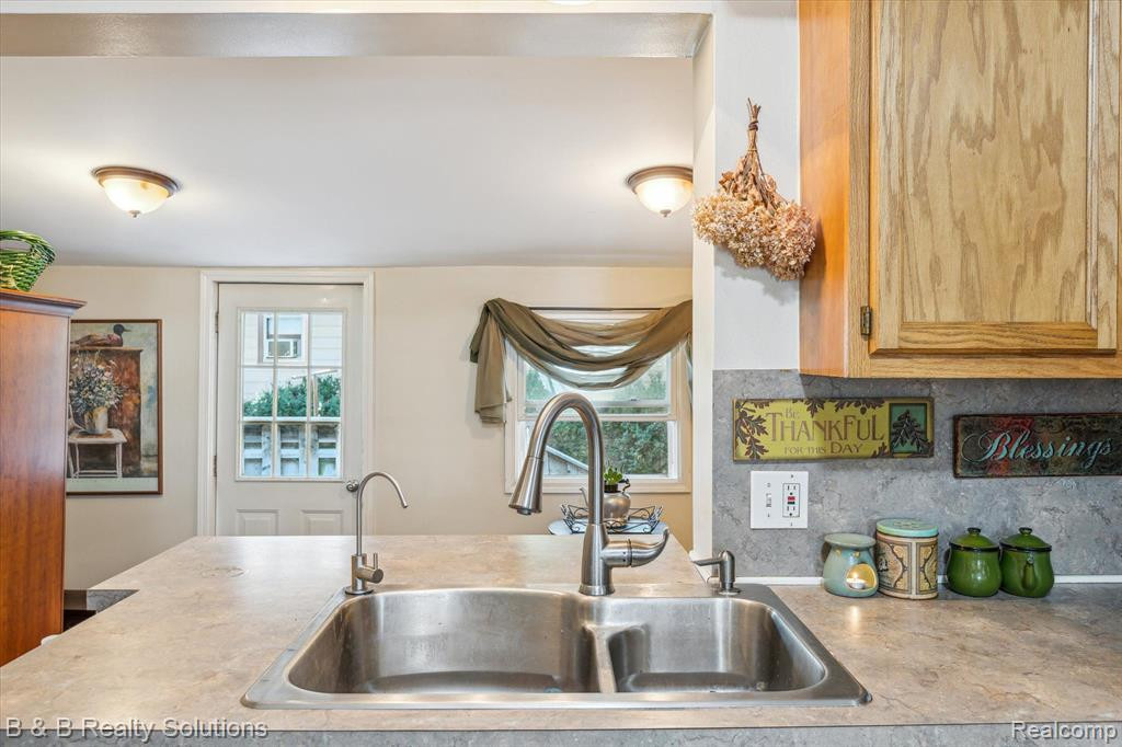 4284 HURON Street, North Branch, MI 48461 — Photo 12