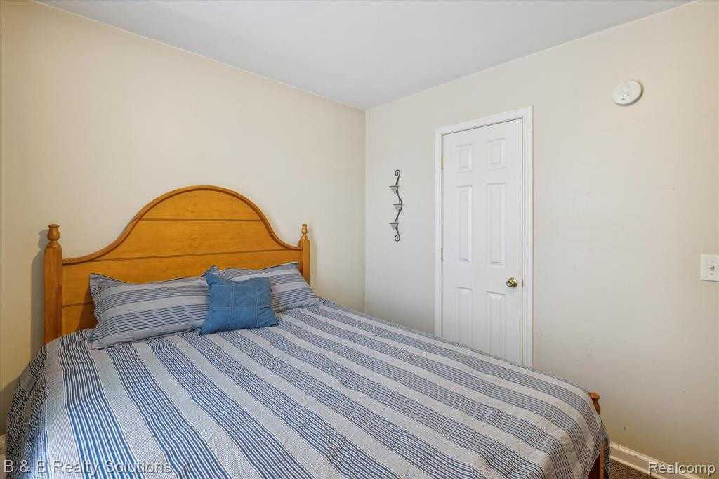 4284 HURON Street, North Branch, MI 48461 — Photo 24