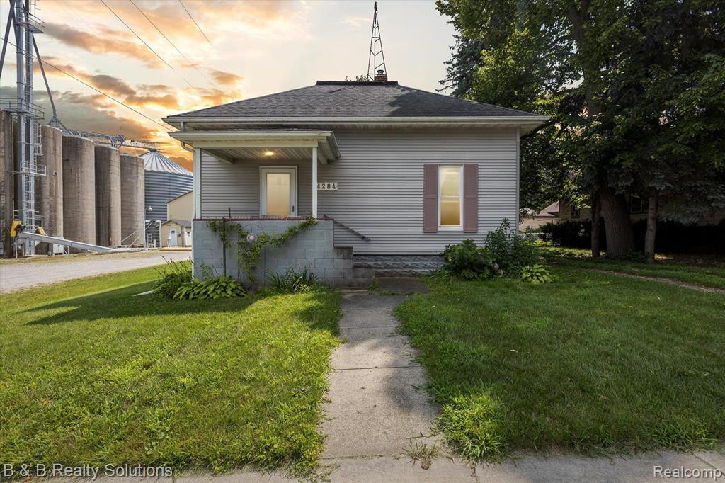 4284 HURON Street, North Branch, MI 48461 — Photo 31