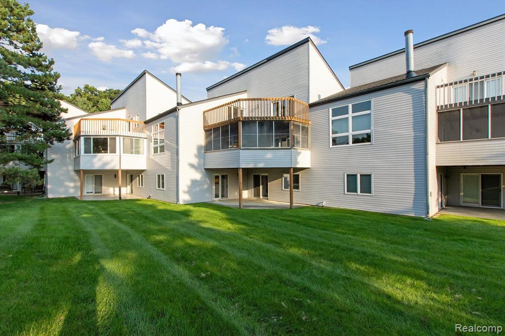 7698 GUNNISON Court, Brighton, MI 48114 — Photo 32