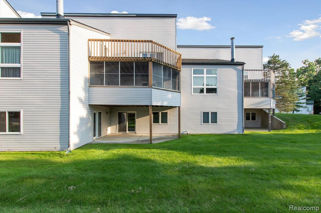 7698 GUNNISON Court, Brighton, MI 48114 — Photo 33