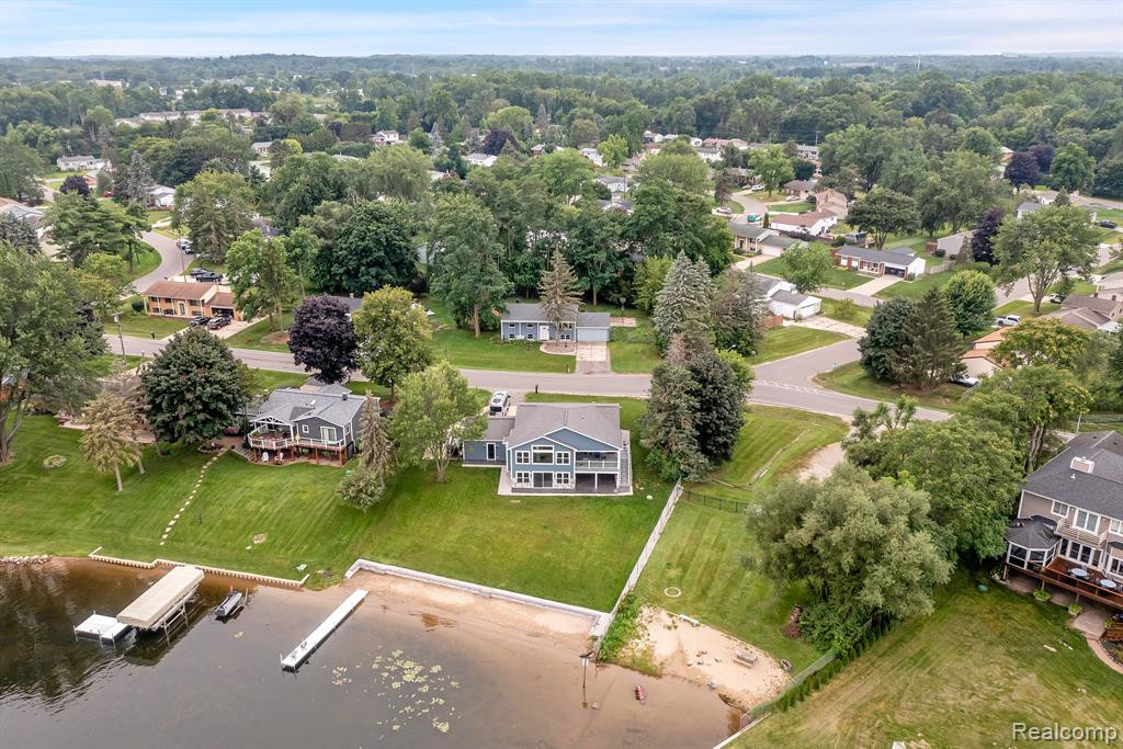 525 WOLVERINE Drive E, Wolverine Lake, MI 48390 — Photo 24