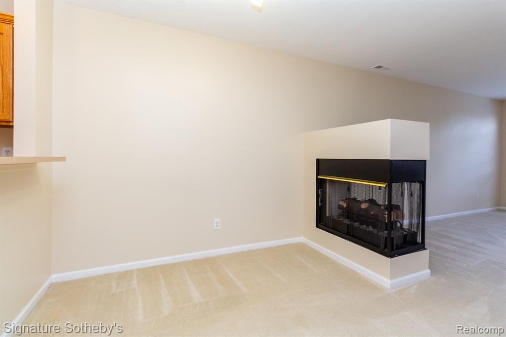39425 SPRINGWATER Drive, 61, Northville, MI 48168 — Photo 7