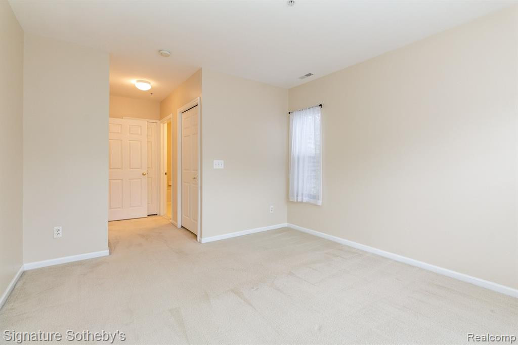 39425 SPRINGWATER Drive, 61, Northville, MI 48168 — Photo 17