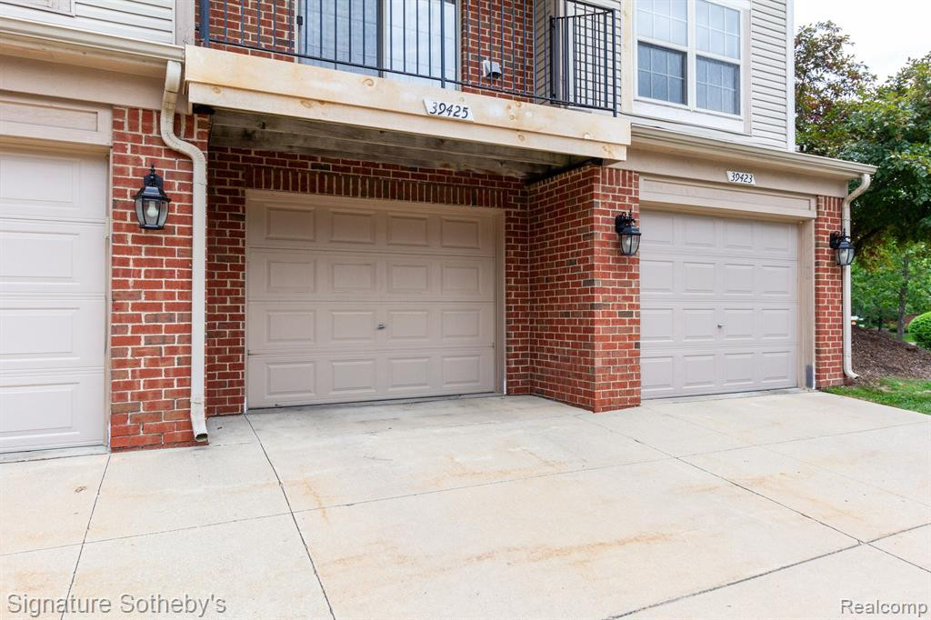39425 SPRINGWATER Drive, 61, Northville, MI 48168 — Photo 26