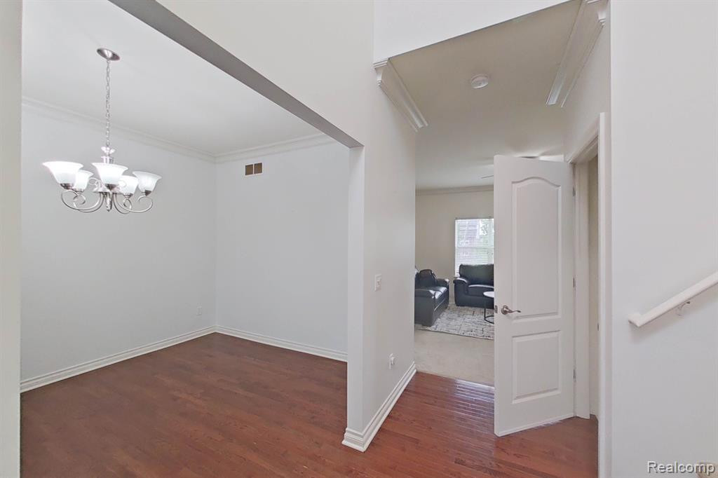 53753 SPRINGWOOD Drive, South Lyon, MI 48178 — Photo 7