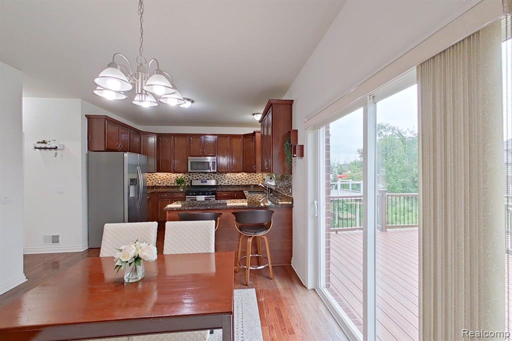 53753 SPRINGWOOD Drive, South Lyon, MI 48178 — Photo 18