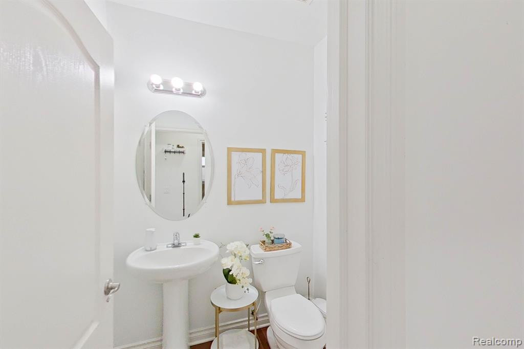 53753 SPRINGWOOD Drive, South Lyon, MI 48178 — Photo 20
