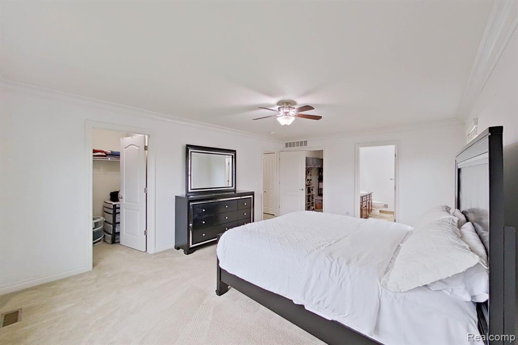 53753 SPRINGWOOD Drive, South Lyon, MI 48178 — Photo 27