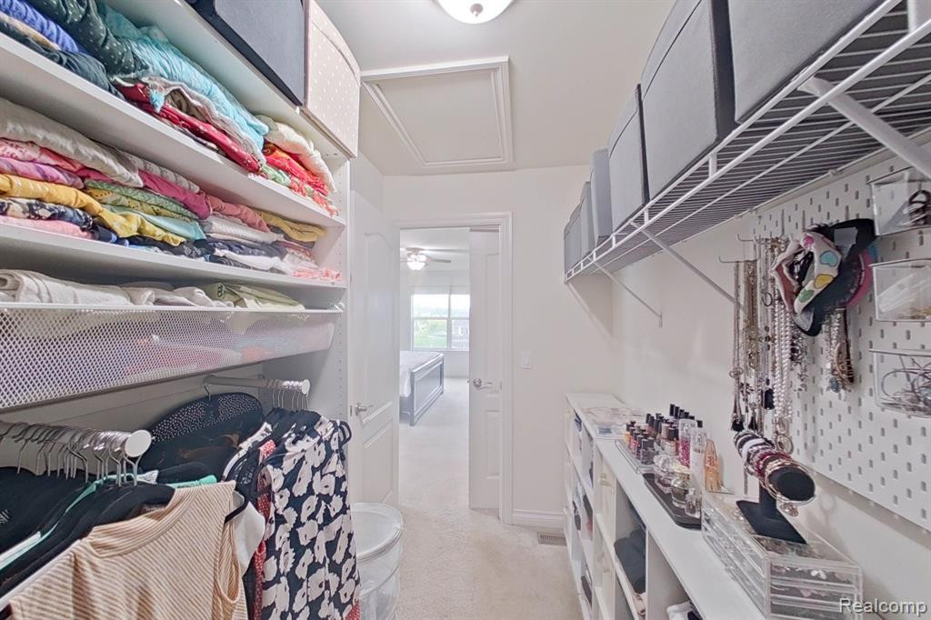 53753 SPRINGWOOD Drive, South Lyon, MI 48178 — Photo 29