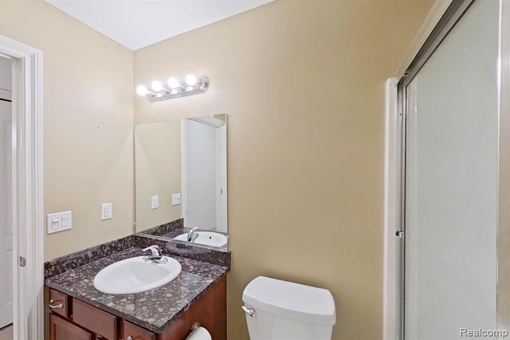 53753 SPRINGWOOD Drive, South Lyon, MI 48178 — Photo 41