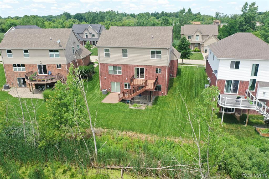 53753 SPRINGWOOD Drive, South Lyon, MI 48178 — Photo 50