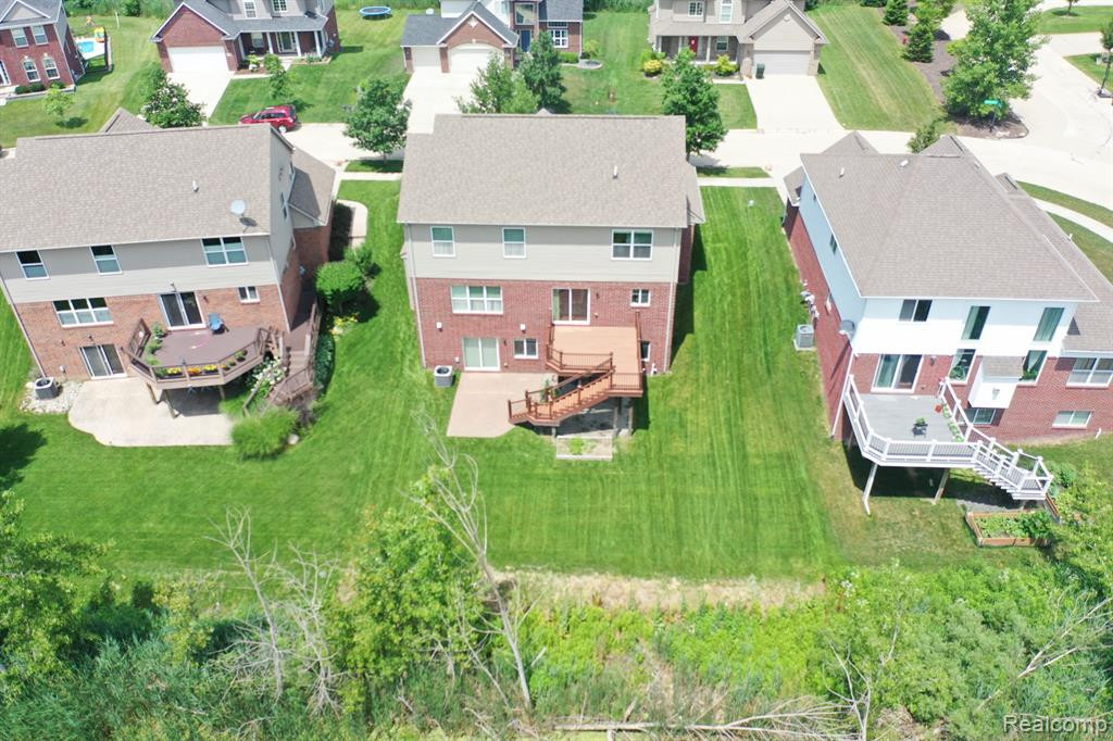 53753 SPRINGWOOD Drive, South Lyon, MI 48178 — Photo 59