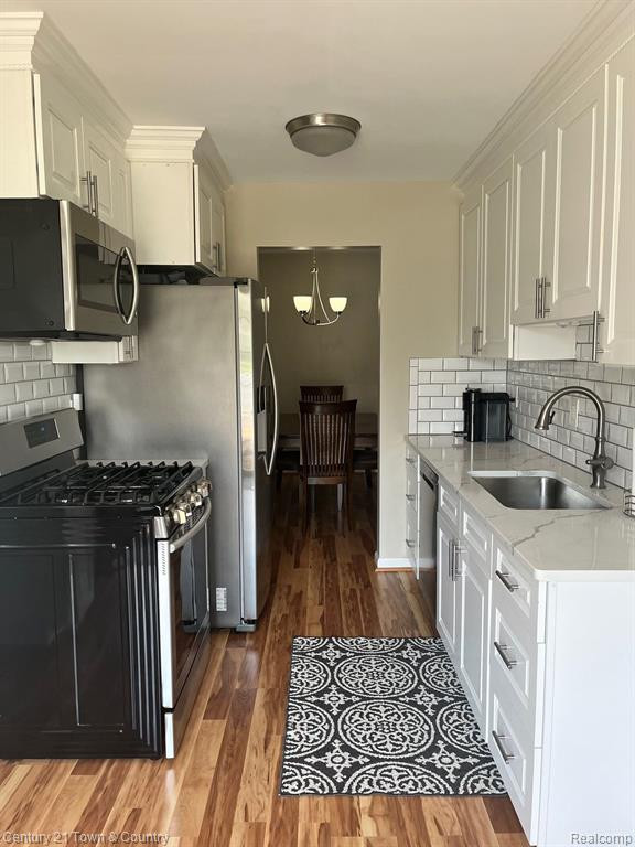 20922 W GLEN HAVEN Circle, Northville, MI 48167 — Photo 15