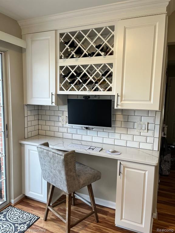 20922 W GLEN HAVEN Circle, Northville, MI 48167 — Photo 18