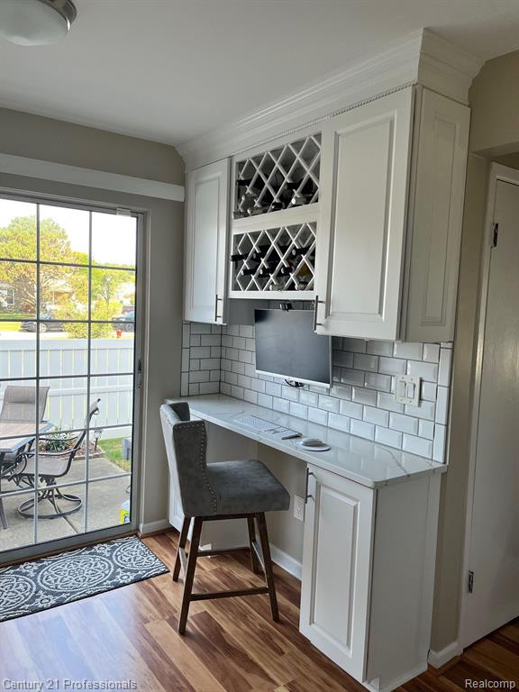 20922 W GLEN HAVEN Circle, Northville, MI 48167 — Photo 19