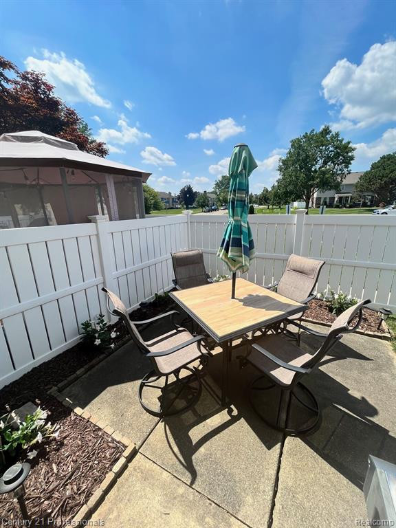 20922 W GLEN HAVEN Circle, Northville, MI 48167 — Photo 34