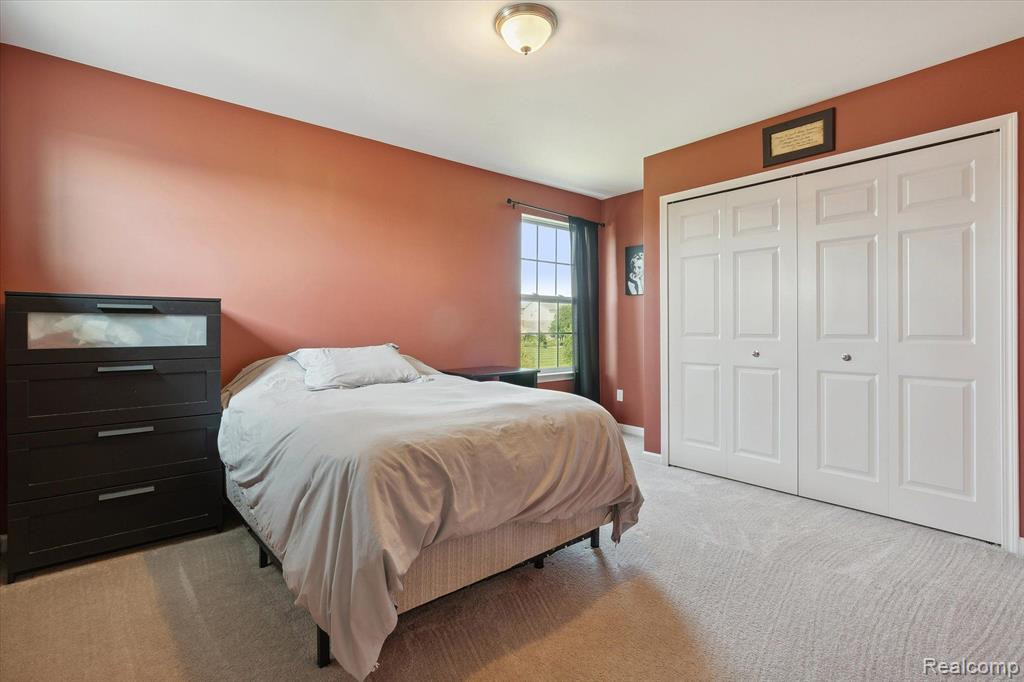 1956 HUNTERS CREEK Drive, Ypsilanti, MI 48198 — Photo 30