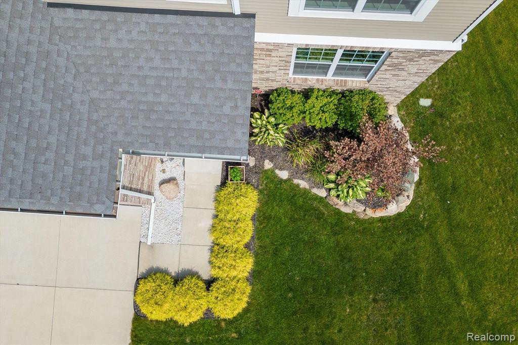 1956 HUNTERS CREEK Drive, Ypsilanti, MI 48198 — Photo 55