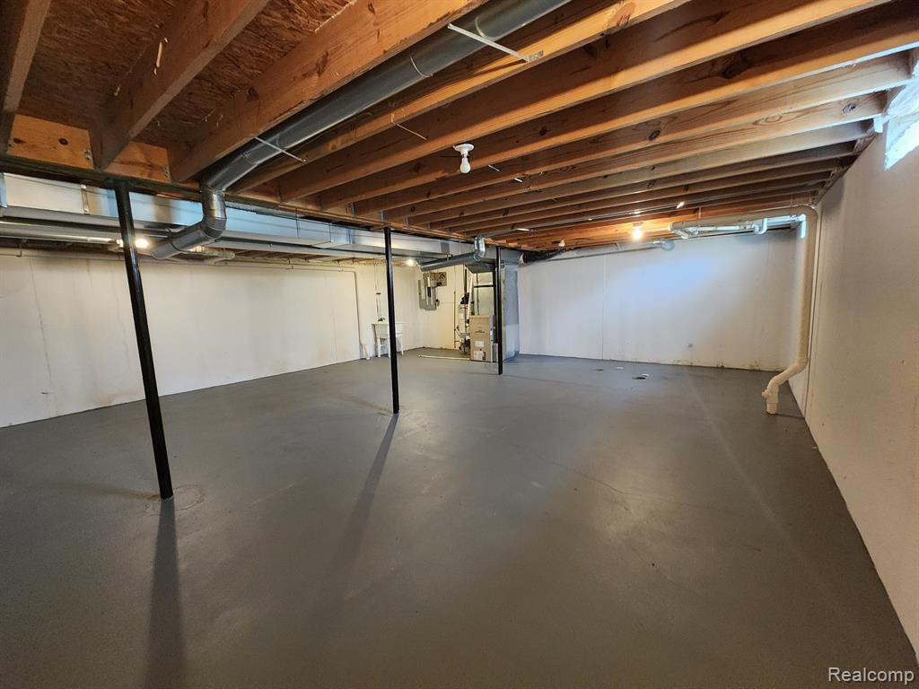 106 E MONTANA Street, Highland Park, MI 48203 — Photo 19