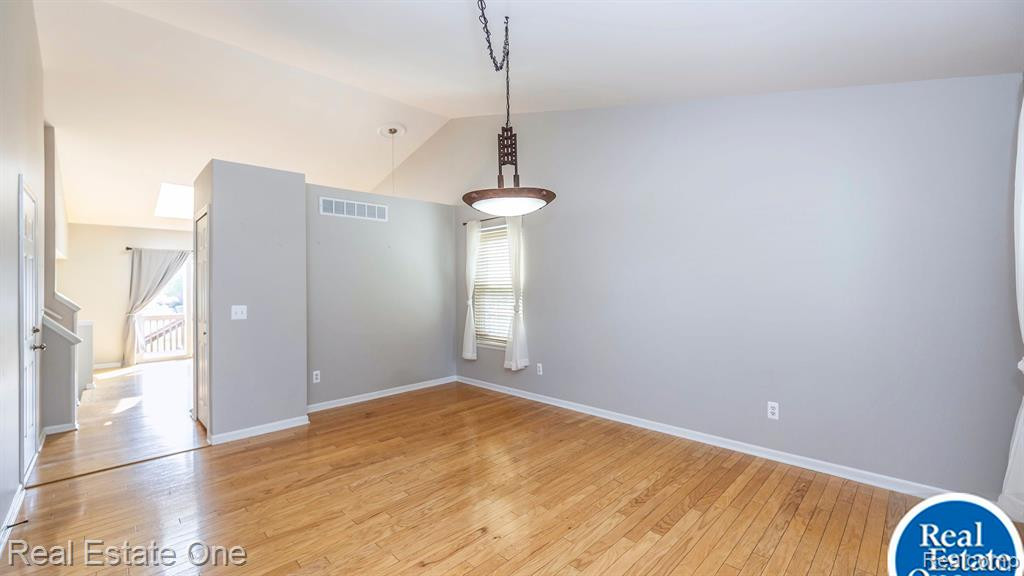 1920 SAVANNAH Lane, Ypsilanti, MI 48198 — Photo 11