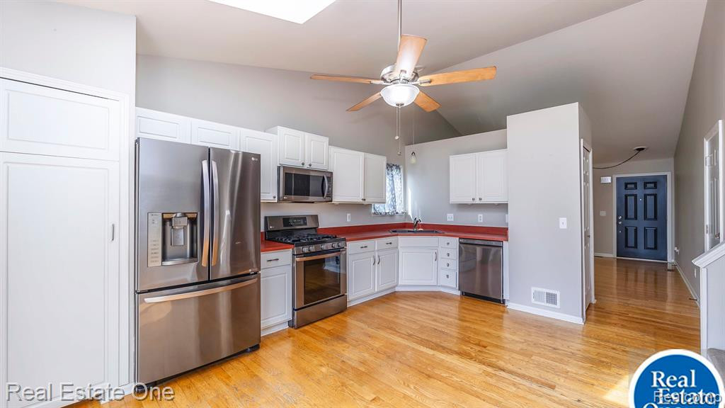 1920 SAVANNAH Lane, Ypsilanti, MI 48198 — Photo 12
