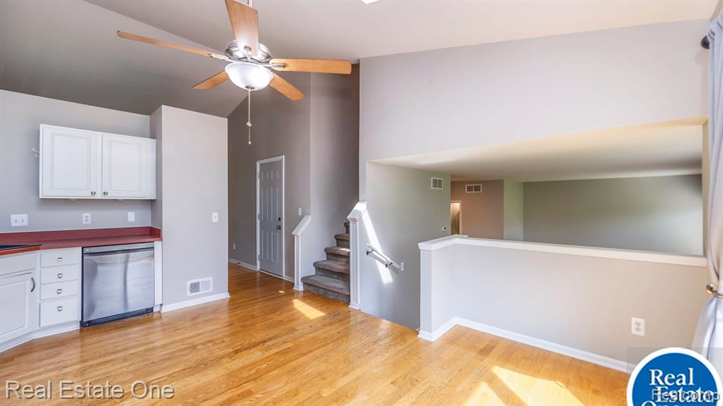 1920 SAVANNAH Lane, Ypsilanti, MI 48198 — Photo 14