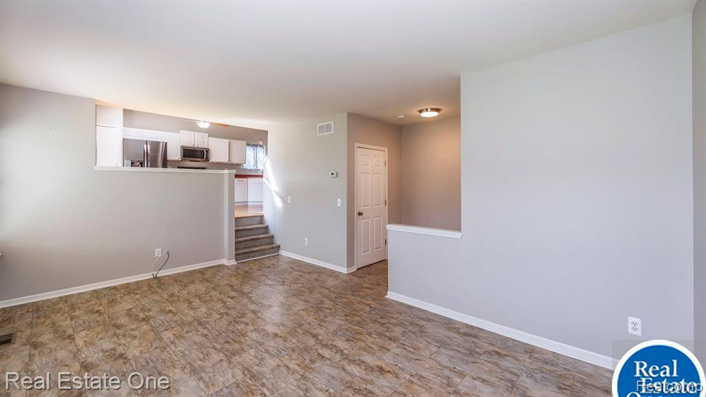 1920 SAVANNAH Lane, Ypsilanti, MI 48198 — Photo 16