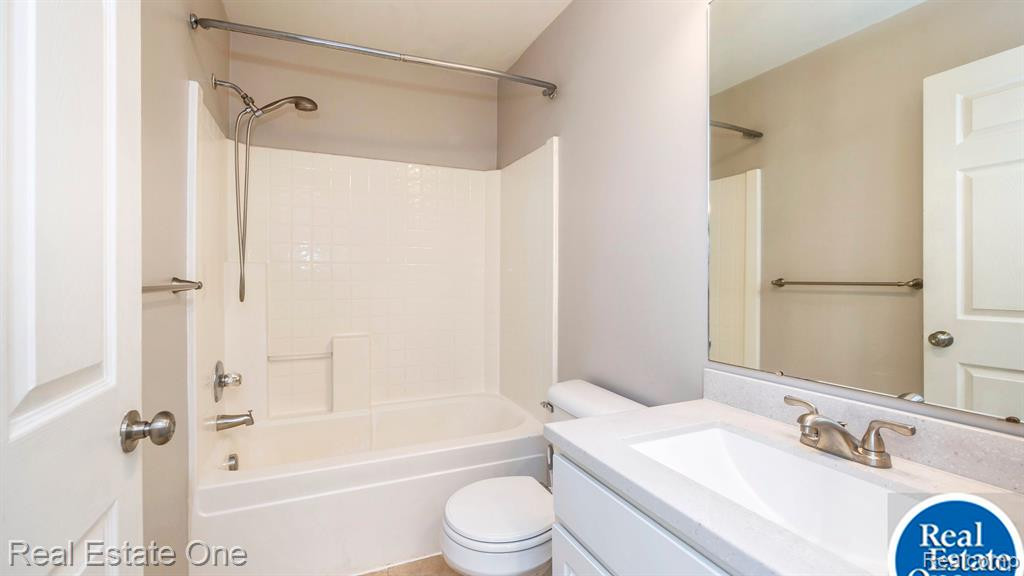 1920 SAVANNAH Lane, Ypsilanti, MI 48198 — Photo 24