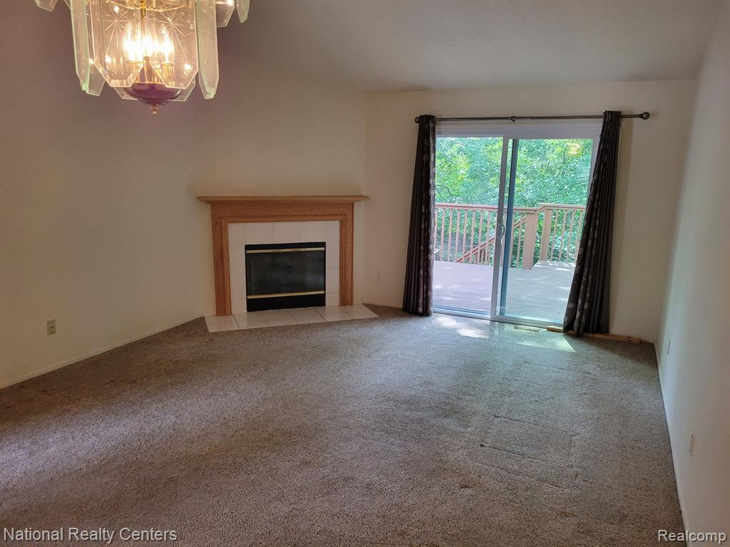 37008 CONDOR, Westland, MI — Photo 8