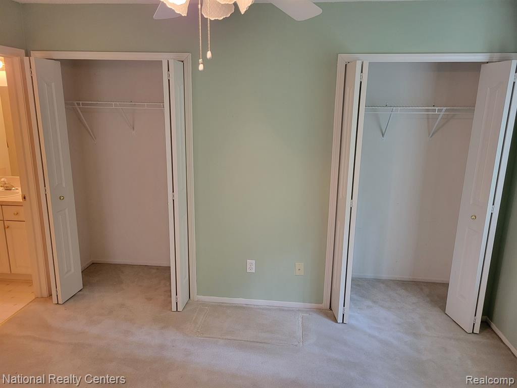 37008 CONDOR, Westland, MI — Photo 15