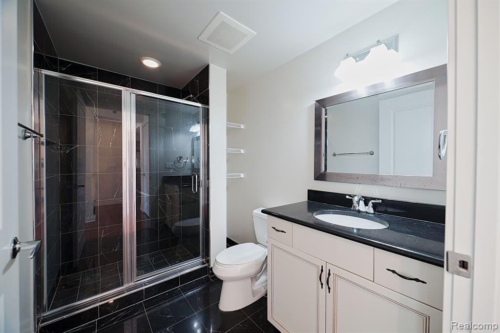 1135 SHELBY Street, Detroit, MI 48226 — Photo 10