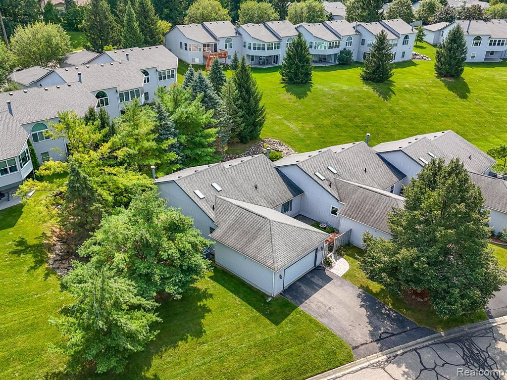 2967 W TELLURIDE, Brighton, MI 48114 — front exterior