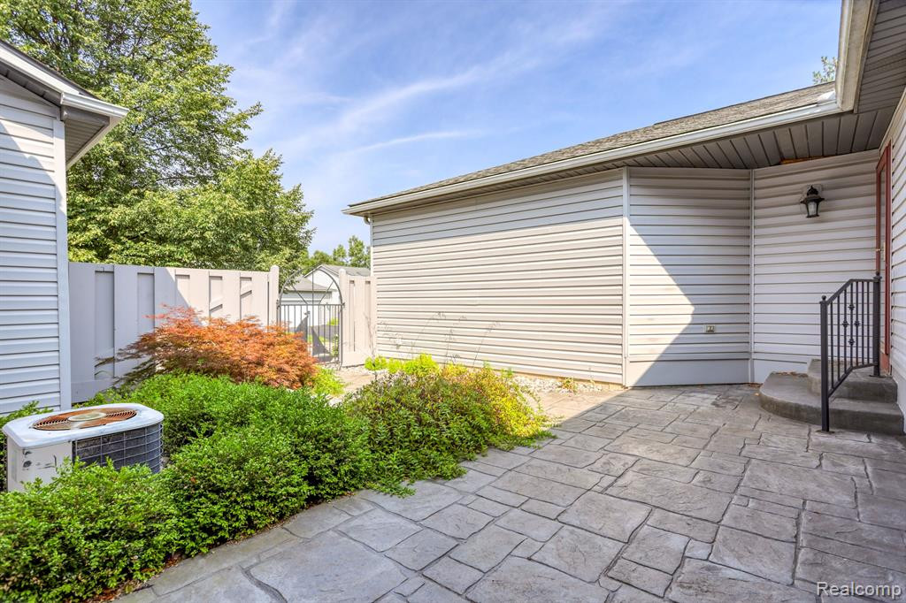 2967 W TELLURIDE, Brighton, MI 48114 — Photo 5
