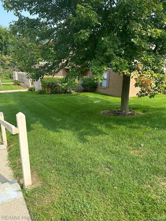 61184 GREENWOOD Drive, South Lyon, MI 48178 — Photo 3