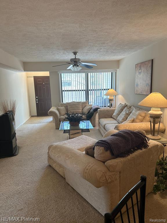 61184 GREENWOOD Drive, South Lyon, MI 48178 — Photo 18