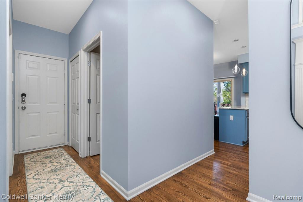 631 PARK LANE Road, Chelsea, MI 48118 — Photo 6