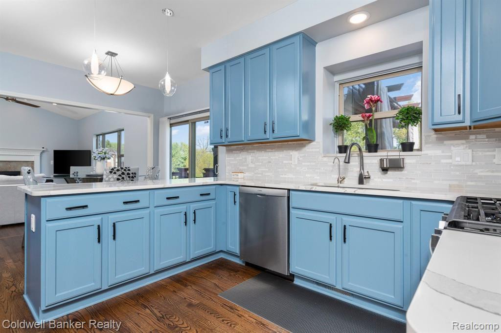 631 PARK LANE Road, Chelsea, MI 48118 — Photo 12