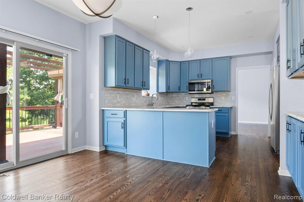 631 PARK LANE Road, Chelsea, MI 48118 — Photo 14