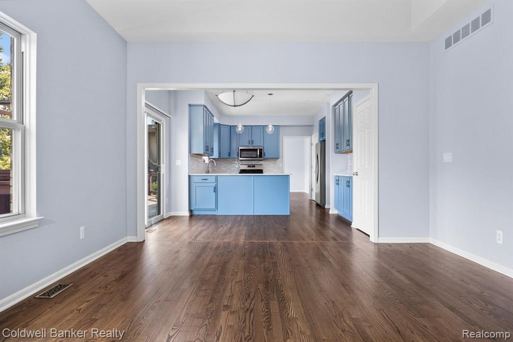 631 PARK LANE Road, Chelsea, MI 48118 — Photo 19