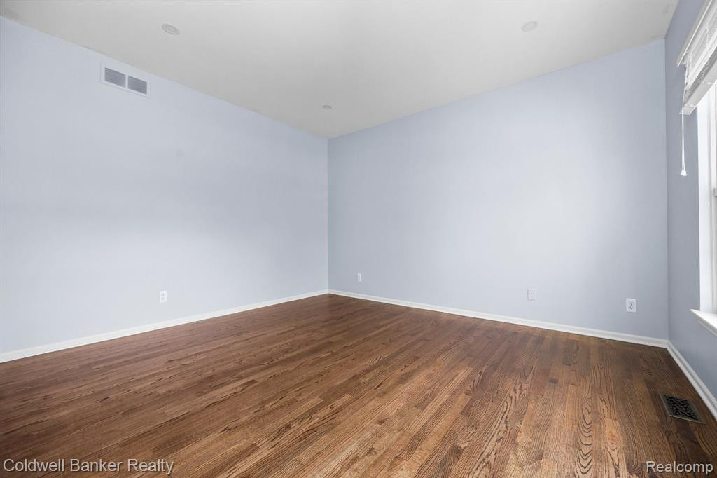 631 PARK LANE Road, Chelsea, MI 48118 — Photo 22