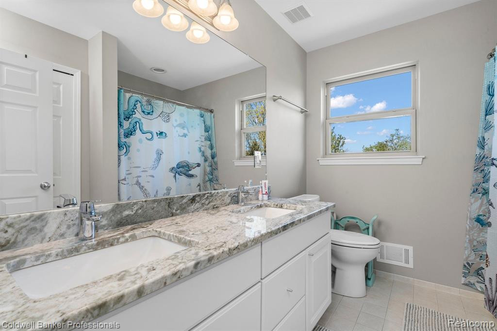 631 PARK LANE Road, Chelsea, MI 48118 — Photo 30