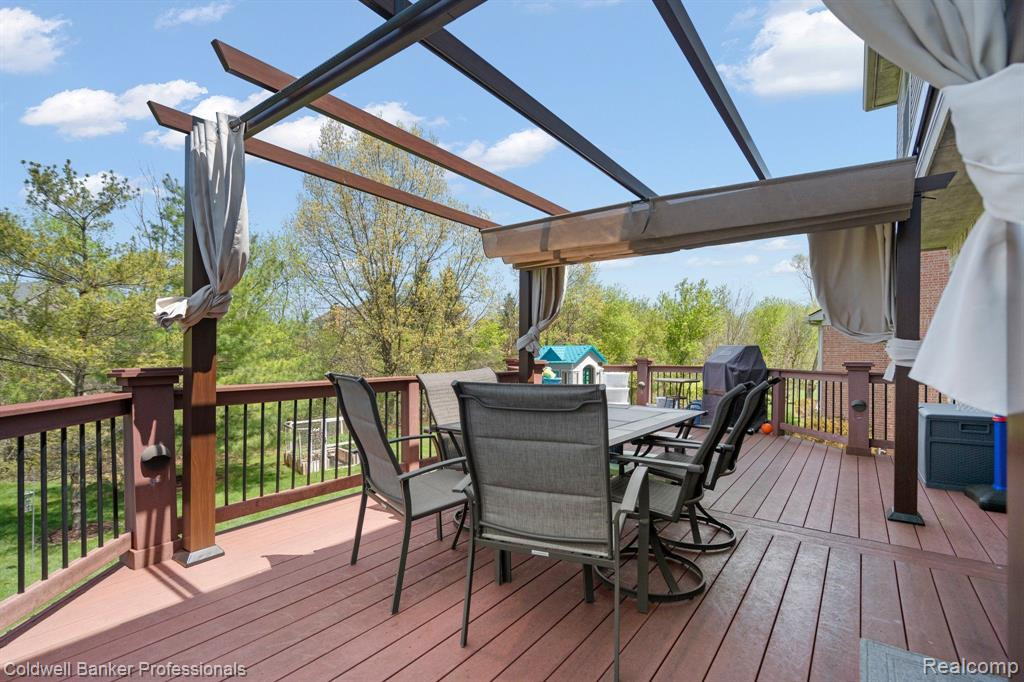 631 PARK LANE Road, Chelsea, MI 48118 — Photo 41