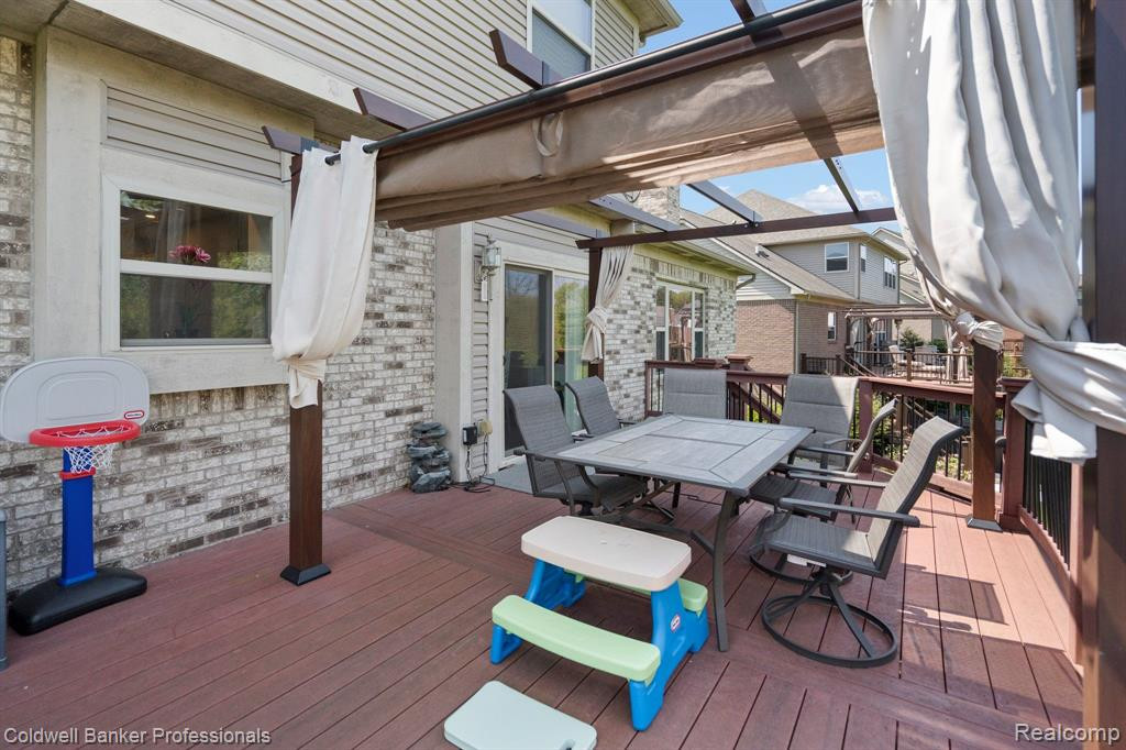 631 PARK LANE Road, Chelsea, MI 48118 — Photo 42