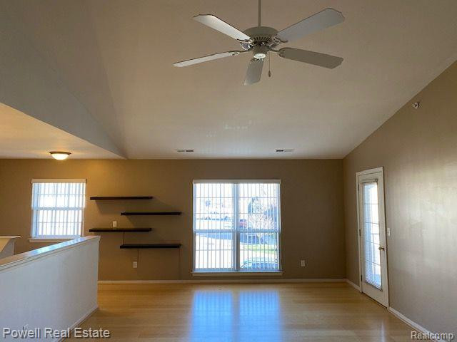 29579 NOTTINGHAM Circle, Livonia, MI 48152 — Photo 2