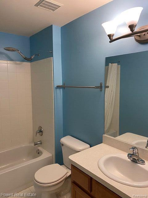 29579 NOTTINGHAM Circle, Livonia, MI 48152 — Photo 15