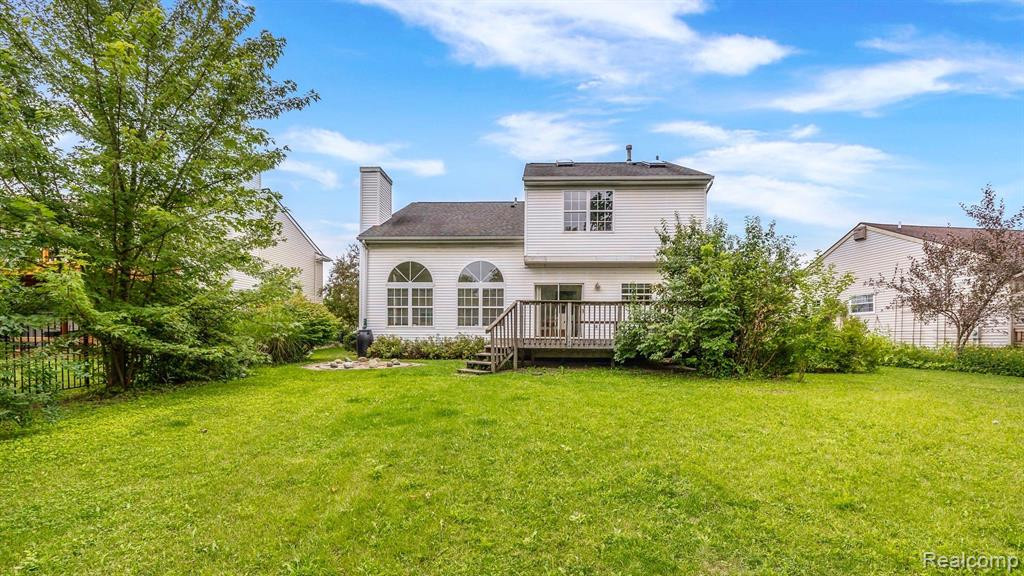 7535 STREAMWOOD Drive, Ypsilanti, MI 48197 — Photo 4