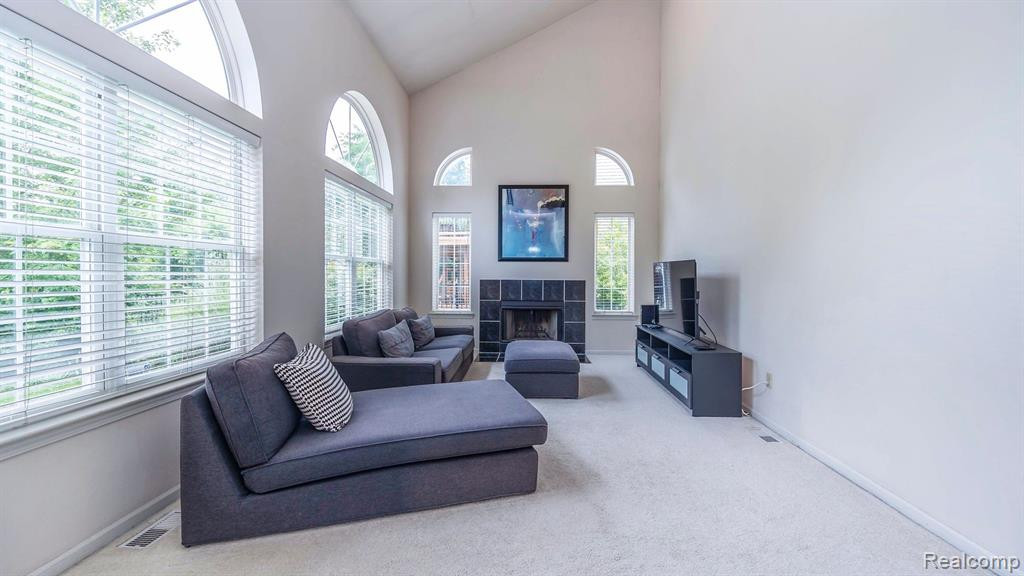 7535 STREAMWOOD Drive, Ypsilanti, MI 48197 — Photo 16