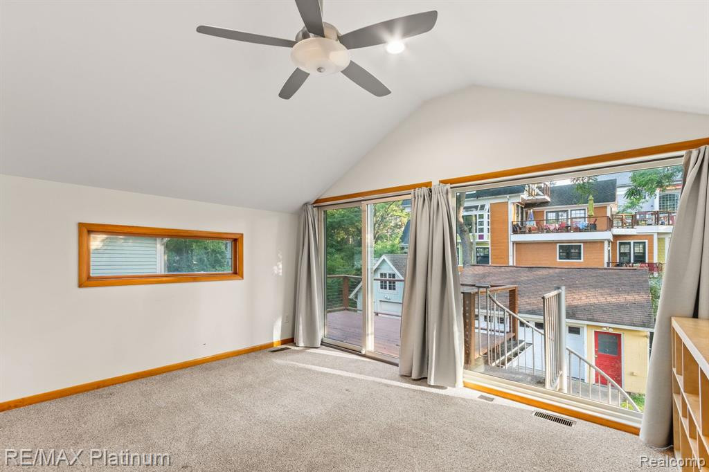 124 E SUMMIT Street, Ann Arbor, MI 48104 — Photo 24
