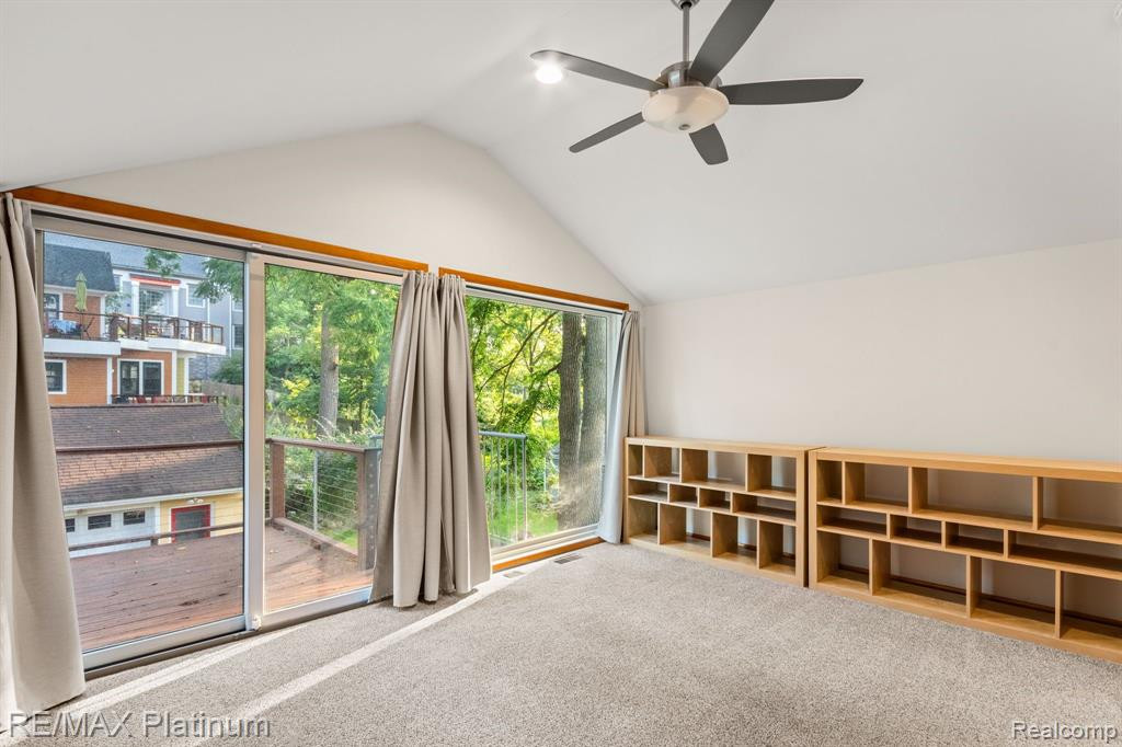 124 E SUMMIT Street, Ann Arbor, MI 48104 — Photo 25
